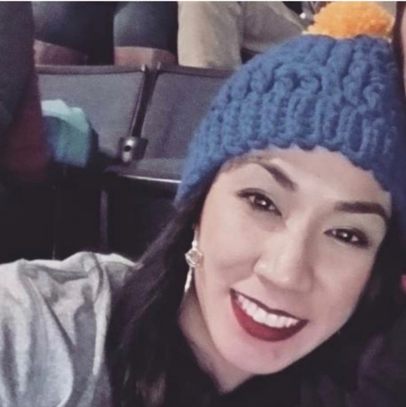 Meet the Posher: Ladadee - Picture 3 of 4